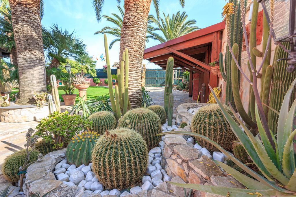 Casa Vacanze Villa Flumini Флумини-ди-Кварту Экстерьер фото
