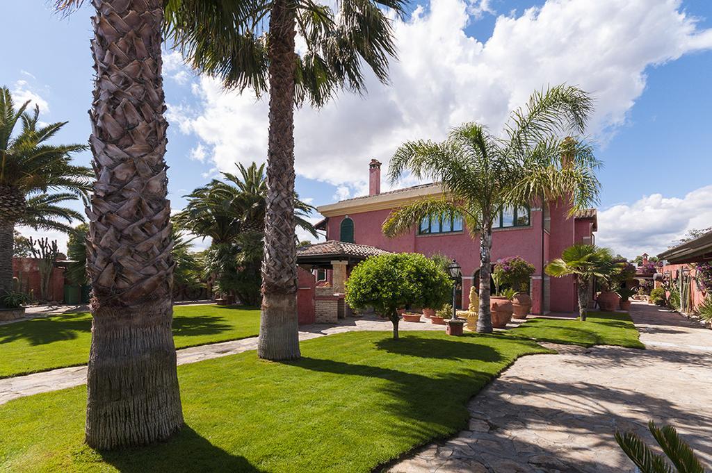 Casa Vacanze Villa Flumini Флумини-ди-Кварту Экстерьер фото